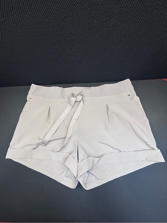 MPG Pants - NWOT MPG Light Gray Travel Shorts w Pockets&Drawstring Shorts; Nvr Washd or Worn